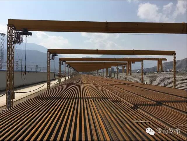 蘭渝鐵路最新進(jìn)展！除胡麻嶺隧道外已全線鋪通