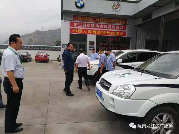 金錘鈑金，銀槍噴漆！龍江汽修值得信賴！