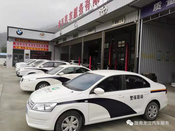 金錘鈑金，銀槍噴漆！龍江汽修值得信賴！